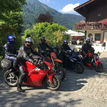 Kramser Guest house *